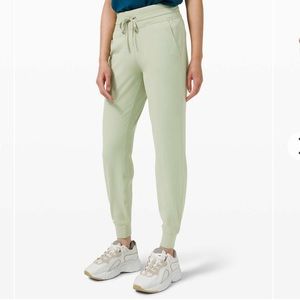 Lululemon Ready to Rulu Jogger